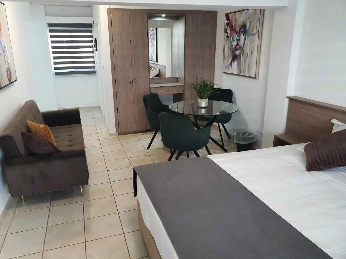 Larnaca Bay Suites 0*,  Ciprus